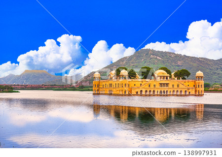 齋浦爾水宮的壯麗景色 138997931
