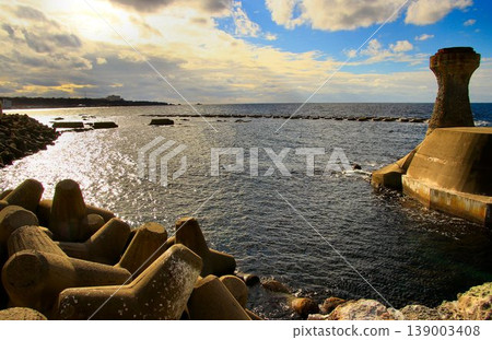 Remains of the World Heritage Site "Sado Island Gold Mine"... [Oma Port] 139003408