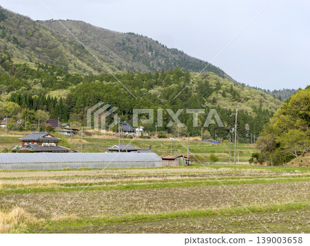 里山風景與梯田 里山風景與梯田 139003658