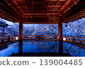 夜晚櫻花倒映在三井寺賞月台上 139004485