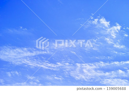 藍色的天空和雲圖像 藍色的天空和雲圖像 139005688