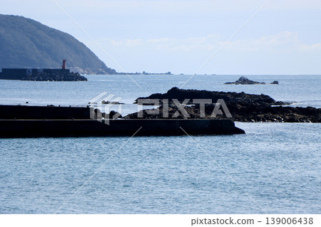 從岩石看海 從岩石看海 139006438
