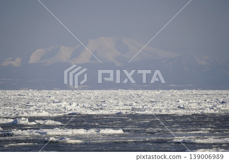 Drift ice Drift ice 139006989