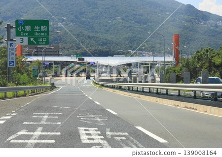 “奈良門”第2漢納路奧茲瀨收費站 “奈良門”第2漢納路奧茲瀨收費站 139008164