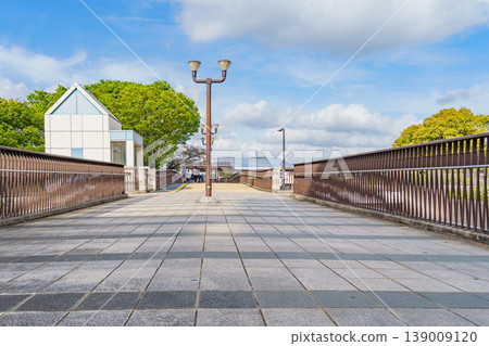 [Chiba Prefecture] JR Sotobo Line, Kamatori Station South Exit, Kamatori Center Pedestrian Overpass 139009120