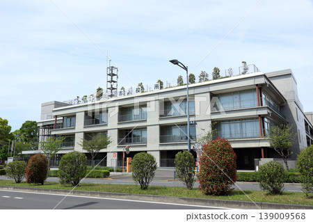 Tachikawa City Hall 139009568
