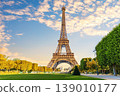 Stunning view of the Eiffel Tower under a cloudy sky from the Champ de Mars 139010177