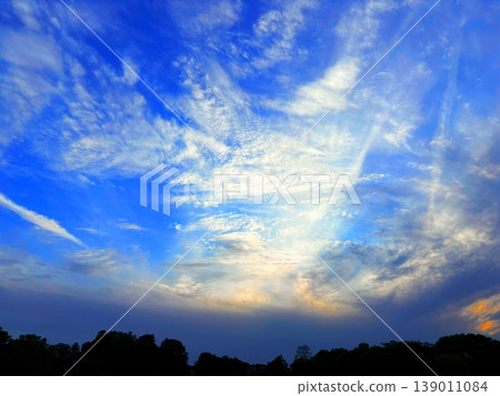 暮色降臨的天空 暮色降臨的天空 139011084