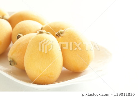 Fresh loquats 139011830