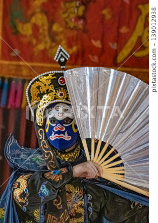 Nagasaki Lantern Festival Face-Changing Show 139012938