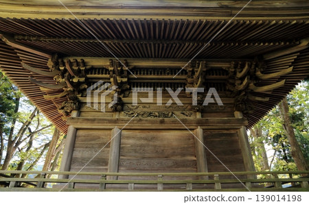 日本神社神聖主殿的背面 日本神社神聖主殿的背面 139014198