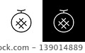 西瓜線條圖示。單色向量插圖集，包含白色和黑色線條。 139014889