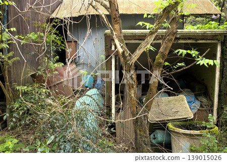 Illegal dumping waste Illegal dumping waste 139015026