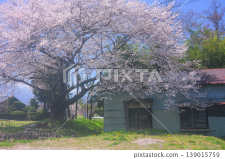 Nostalgic scenery [Azumino] 139015759