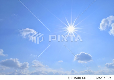 Blue sky and sun, direct sunlight, free space image 139016006
