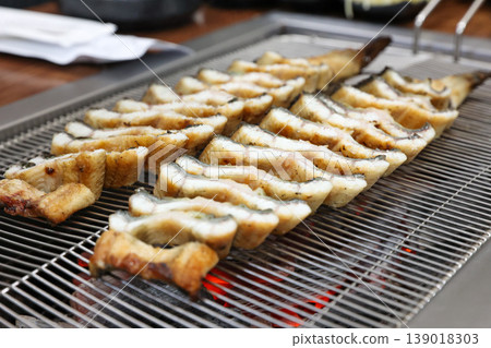 delicious authentic korean charcoal grilled eel 139018303
