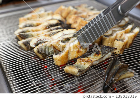 delicious authentic korean charcoal grilled eel 139018319