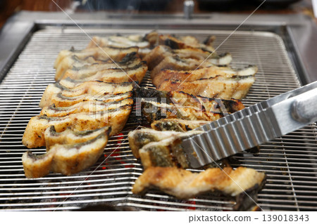 delicious authentic korean charcoal grilled eel 139018343