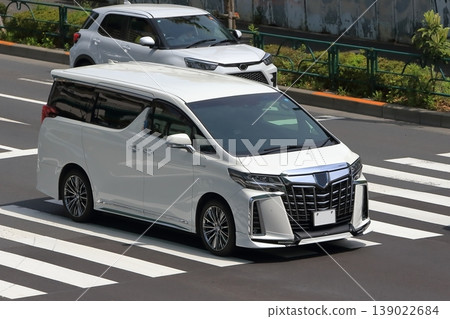 白色豪華小貨車 白色豪華小貨車 139022684