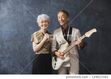 一對資深音樂家夫婦 139023381