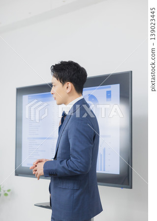 A businessman meeting in the office A businessman meeting in the office 139023445