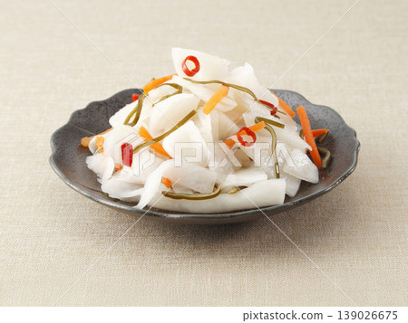 醃製聖護院蘿蔔 139026675