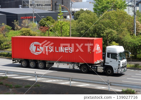 Trailer truck 139027716