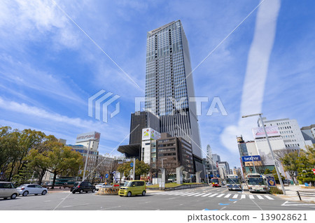Nagoya, Sakae, cityscape, Nishiki-dori, Nishiki-dori Hisaya intersection, view of The Landmark Nagoya Sakae. Nagoya, Sakae, cityscape, Nishiki-dori, Nishiki-dori Hisaya intersection, view of The Landmark Nagoya Sakae. 139028621