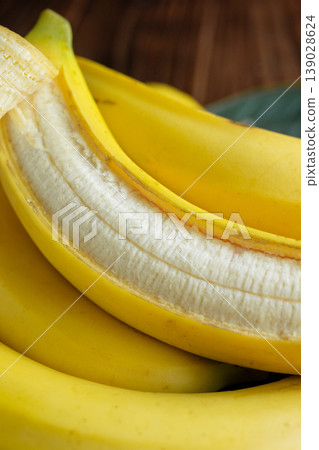 Bananas from Kyushu (2) 139028624