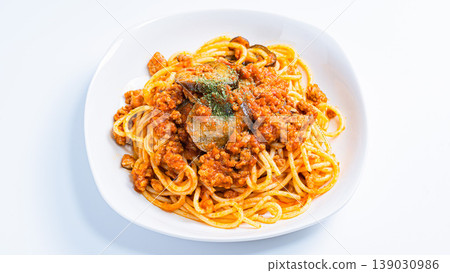 Eggplant meat sauce pasta, Bolognese-style spaghetti Eggplant meat sauce pasta, Bolognese-style spaghetti 139030986