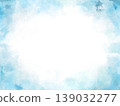 明亮的淺藍色水彩風格背景，讓人聯想到雨季。 139032277