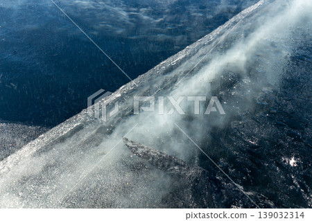 Transparency of river ice. Transparency of river ice. 139032314
