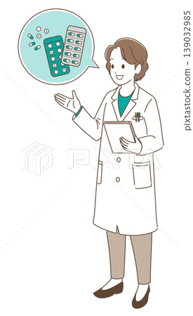Female pharmacist who explains medicine Female pharmacist who explains medicine 139032985