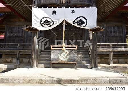 A photograph of the grounds of Matsumae Shrine in Matsumae Town, Hokkaido, in spring. A photograph of the grounds of Matsumae Shrine in Matsumae Town, Hokkaido, in spring. 139034995