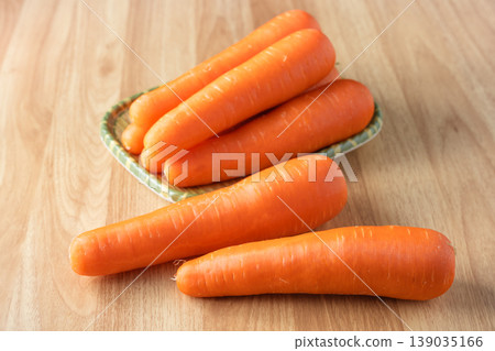 carrots carrots 139035166