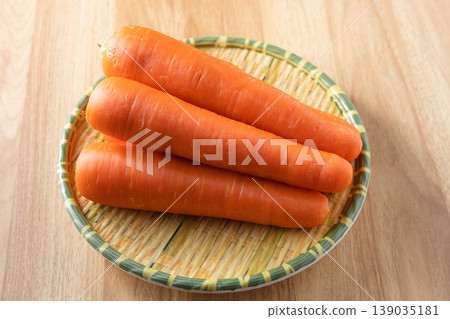 carrots 139035181