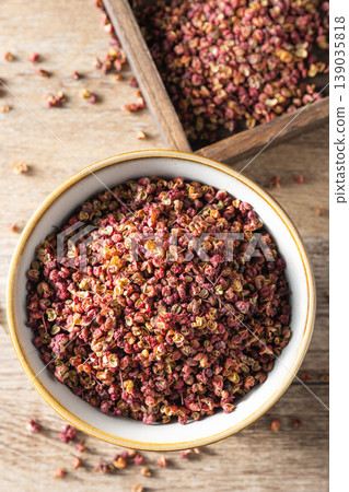 dry red pepper dry red pepper 139035818