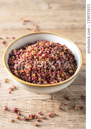 dry red pepper dry red pepper 139035823