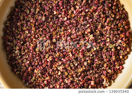 dry red pepper dry red pepper 139035840