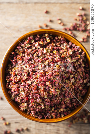 dry red pepper dry red pepper 139035870