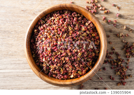 dry red pepper dry red pepper 139035904