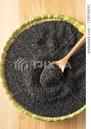 Black sesame 139036641