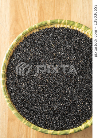 Black sesame 139036655