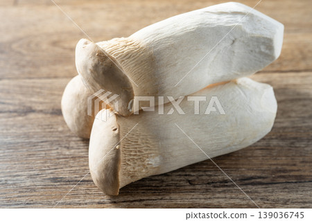 King oyster mushroom King oyster mushroom 139036745