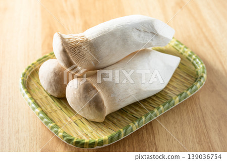 King oyster mushroom King oyster mushroom 139036754