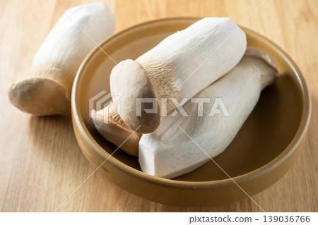 King oyster mushroom King oyster mushroom 139036766