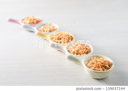 Dried shrimp 139037144