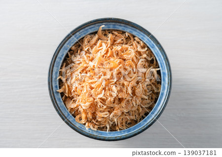 Dried shrimp 139037181