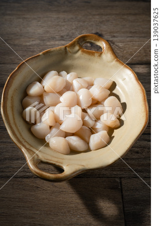 Scallop adductor muscle 139037625