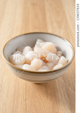 Scallop adductor muscle 139037634